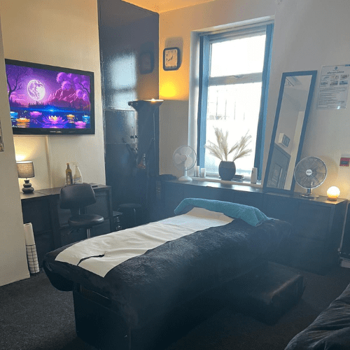 Ar Holistic Therapies - Massage studio, relaxed atmosphere, Bradford